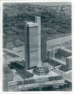 1970 Press Photo Artist Conception Federal Reserve Bank Skyscraper Boston - Picture 1 of 2