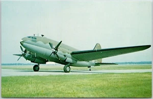 Curtiss C-460 Kommandoflugzeug USAF Museum W-P AFB Ohio Postkarte - Bild 1 von 2