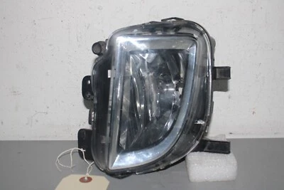 Luz antiniebla lateral derecha Volkswagen GTI 2010 2011 2012 2013 2014 Foto 1 de 4