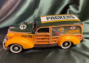2019 Green Bay Packers Hamilton Collection ‘Cruising To Victory’ Woody Wagon - Picture 1 of 11