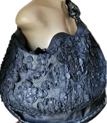 Bolso de Hombro Balenciaga Corte Lazer Floral 2 Vías Cuero Foto 1 de 4