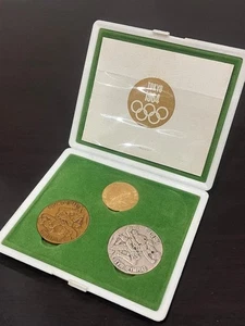 Tokyo Olympic Games Commemorative Medal Gold Silver Bronze 3 types 1964 Japan - Picture 1 of 4
