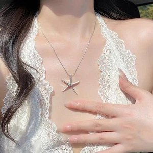 Starfish Necklace Women's Korean Minimally Necklace Vacation Style Accessories/ - Picture 1 of 14