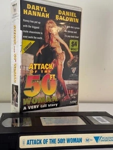 ATTACK OF THE 50FT WOMAN DARYL HANNAH RARE VHS VIDEO Big Box Clamshell Ex Rental - Picture 1 of 5