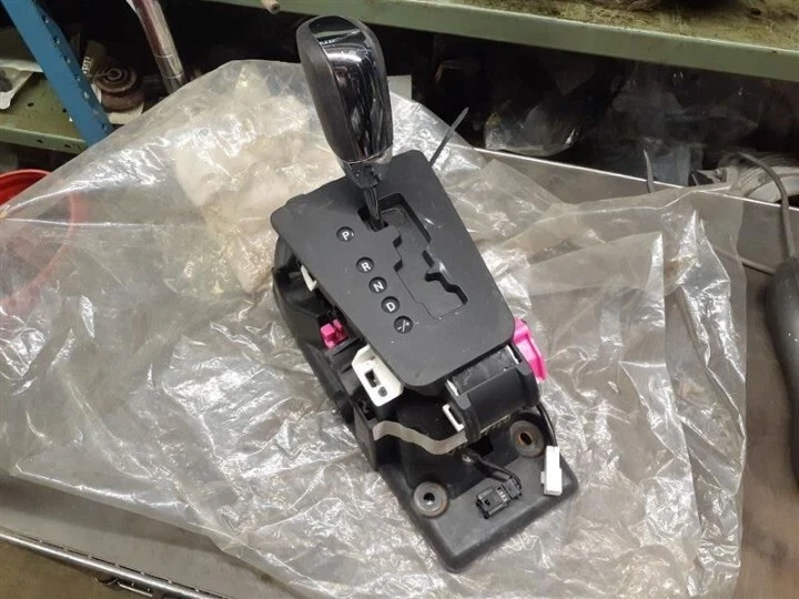 08-14 Conjunto de palanca de cambios de piso Avenger sin palanca automática con garantía Foto 1 de 4