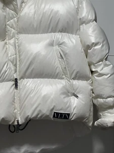 Vest Valentino Garavani - unisex preis ist VB - Bild 1 von 4