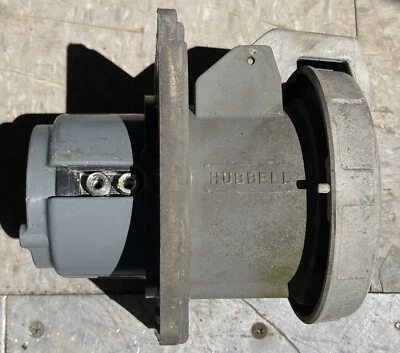 Hubbell M4100B12R Hull Mount Ship-to-Shore Nylon Power Single Inlet 100A 250V - Image 1 of 4