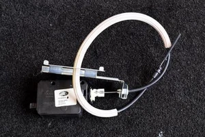 Range Rover Sport 2013 fuel flap actuator - Picture 1 of 2