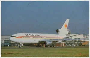 National Airlines McDonnell Douglas DC-10-30 en el aeropuerto de Heathrow, Londres - Imagen 1 de 2