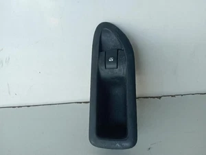 8200016013 Fensterheberschalter hinten für RENAULT LAGUNA II (BG0) - Bild 1 von 4