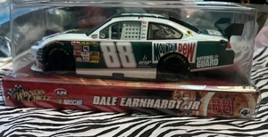 Dale Earnhardt Jr 88 Mountain Dew 1 24 Die Cast Car Retro 2008 Winner Circle Nuevo - Imagen 1 de 4
