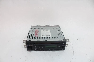 RADIO Diamante Lancer Montero Montero Sport Outlander 04-06  AM FM CD 1309630 Foto 1 de 4