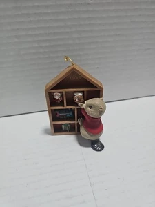1995 Hallmark Keepsake Christmas Ornament Collecting Memories Club Edition  - Picture 1 of 1