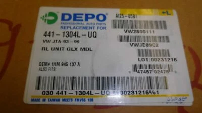 Сменный задний фонарь со стороны водителя Depo 441-1304L-UQ для Volkswagen Jetta 94–99 годов выпуска - Изображение 1 из 2