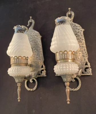 par de apliques de pared gótico Virden acabado martillado años 30 artesanías 36B Foto 1 de 4