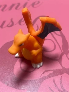 Pokemon Fingerpuppe Charizard - Bild 1 von 2
