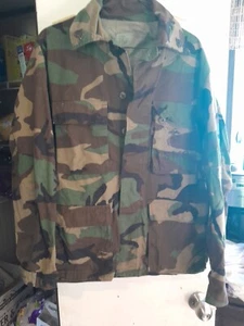 Chaqueta Camuflada USMC De Colección Pequeña Regular Buen Estado Usada - Imagen 1 de 9
