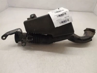 Lexus CT200H, ressonador de tubo de ar, 2011-2014, 1.8L, 4CYL, 2ZRFXE, PT2, 17751-37100 - Imagem 1 de 4