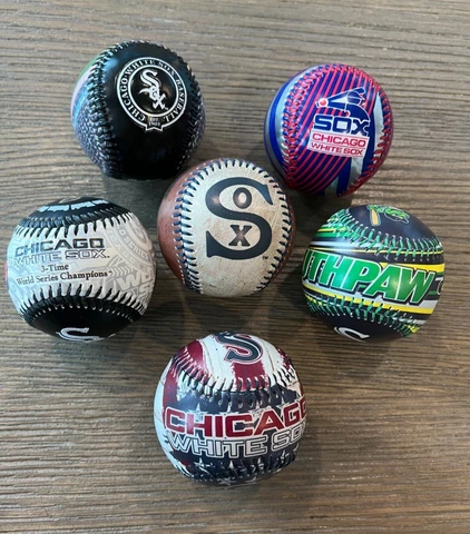 White Sox collectible souvenir baseballs, one size, great condition Cover