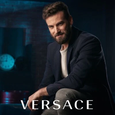 Blazer Versace de lã azul meia-noite 40R feito sob medida lã virgem levemente usado - Imagem 1 de 4