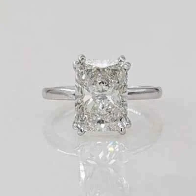 Anillo de compromiso de diamantes con certificación IGI cultivado en laboratorio corte radiante de 2 quilates platino 950 Foto 1 de 4