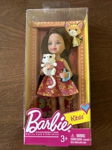 Muñeca Barbie Chelsea Kitsie Mattel 2011 con mascota gato W3203 nueva - Imagen 1 de 3