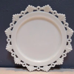 Westmoreland White Glass Plate - Picture 1 of 4