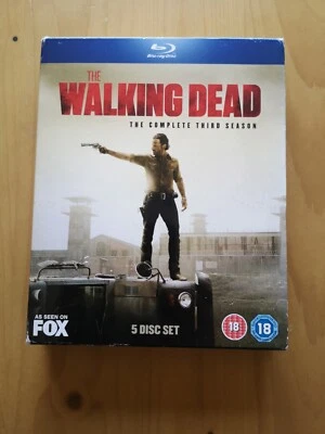 The Walking Dead - Season 3 (Blu-Ray) - Image 1 of 4