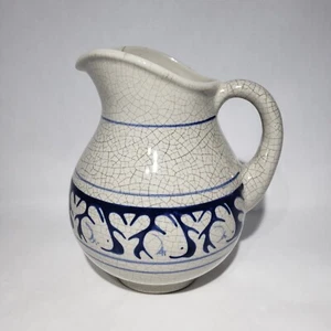 Vintage 1989 Dedham Keramik Topfschuppen 7" Hase Krug Krug Crackle blau signiert - Bild 1 von 9