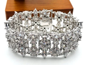 STUNNING QVC DQCZ CLEAR STONE STERLING SILVER BRACELET JEWELLERY - Picture 1 of 4