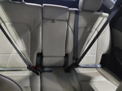 Used Seat Rear fits: 2016 Hyundai Santa fe  Grade B - Image 1 of 4