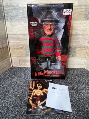 MDS MEGA Nightmare On Elm Street Freddy Krueger Figure Horror Mezco - Image 1 of 4