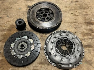 ASTRA MK5 VXR Z20LEH GENUINE LUK CLUTCH & DUAL MASS FLYWHEEL M32 6-SPEED . - Picture 1 of 2