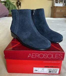 Aerosoles Memory Foam Comfort Navy Suede Ankle Boots - Picture 1 of 4