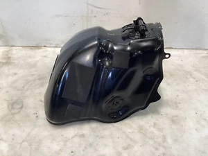 2021 13-21 HONDA CBR600RR CBR600 RR CBR 600 600RR GAS FUEL TANK BLACK MINT - Picture 1 of 5