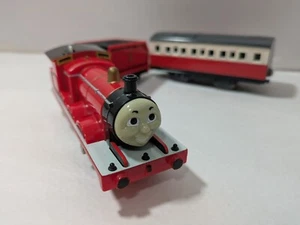 Motor de tren raro Thomas & Friends TOMY Plarail Talking James 2da generación - Imagen 1 de 11