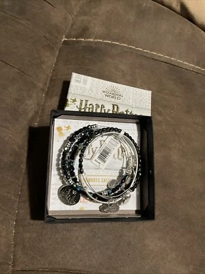 CONJUNTO DE 5 pulseiras charme autênticas ALEX AND ANI Harry Potter CASTELO DE HOGWARTS NOVO COM ETIQUETAS - Imagem 1 de 4