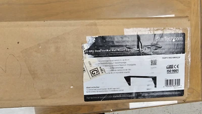 StarTech Vertical Rack 2U 19" Equip. Wall Mount Bracket w/parts bag - Image 1 of 4