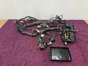 CHRYSLER 300 S 2016 AWD OEM ENGINE PLUG WIRE WIRING HARNESS TERMINAL FUSE BOX - Picture 1 of 16