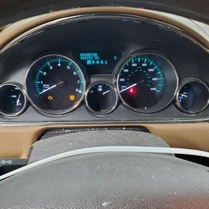 Velocímetro MPH con cámara frontal Opt Uvf compatible con 14-17 ENCLAVE 1136907 - Imagen 1 de 15