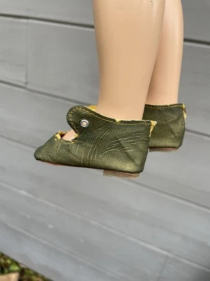 Zapatos de muñeca antiguos vintage de tela de aceite Madame Alexander Shirley Temple alemán Foto 1 de 4