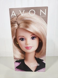 1998 AVON SPECIAL EDITION BARBIE #22202 rosa nero tweed business Mattel vintage NUOVO - Foto 1 di 15