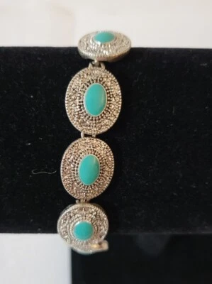 Pulsera Plateada Turquesa Encantada Imán Cierre Plegable 7.5"  Foto 1 de 4