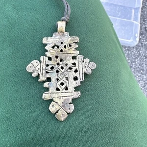 Vintage Brutalist Messingguss Bronze Kreuz Kruzifix Unikat Muster selten - Bild 1 von 3