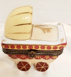 TRINKET BOX CERAMIC BABY CARRIAGE  BURGUNDY AND GOLD - Picture 1 of 8