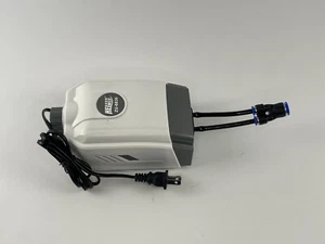 Air Pump for Aquariums, 2 Outlet Outlets, Small Air Pump, Oxygen Pump, Quiet - Picture 1 of 2