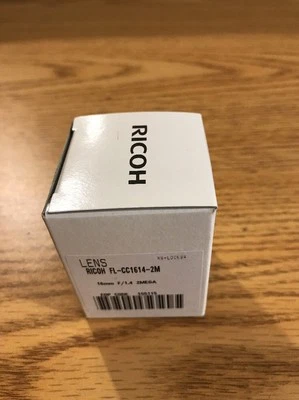 Ricoh FL-CC1614-2M 2/3" 16mm F1.4 Manual Iris C-Mount Lens, 2-Megapixel - Image 1 of 3