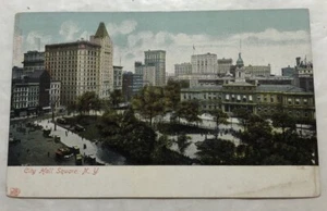 City Hall Square, N.Y. Postcard (P2) - Picture 1 of 2