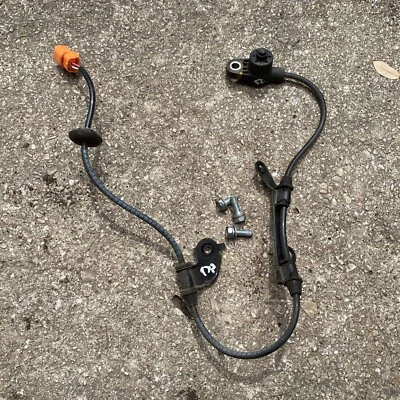 Sensor ABS trasero izquierdo Honda S2000 2008 lado del conductor #13 Foto 1 de 2