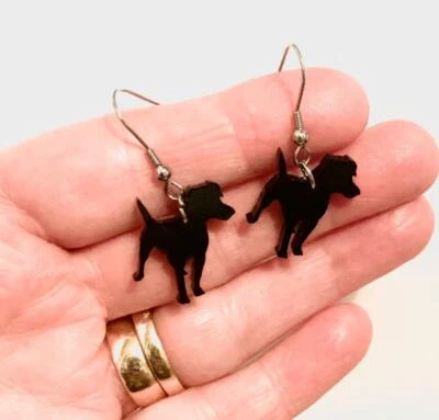 Pendientes colgantes Patterdale Terrier para perro en negro con gancho de acero quirúrgico 316L Foto 1 de 4